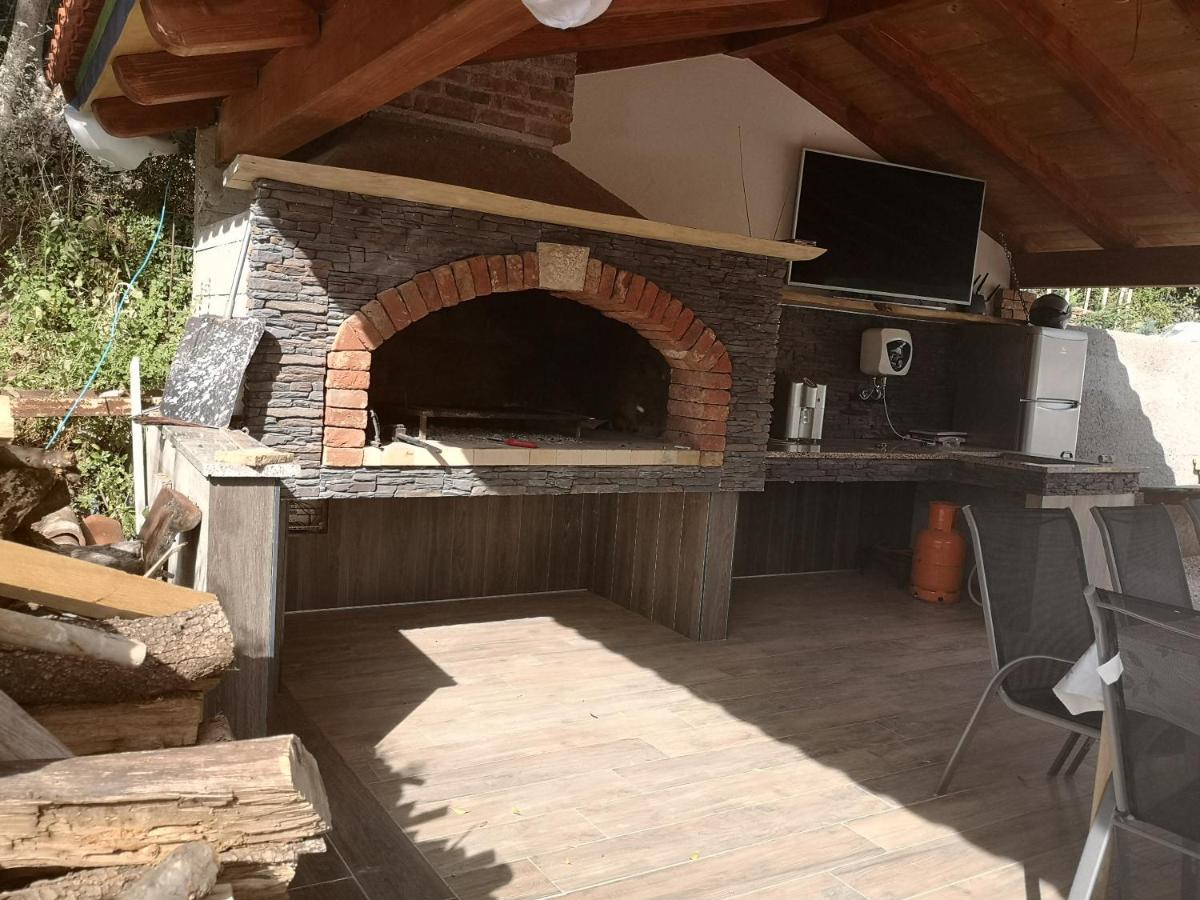 Apartmani Olivera 2 Supetarska Draga Ngoại thất bức ảnh