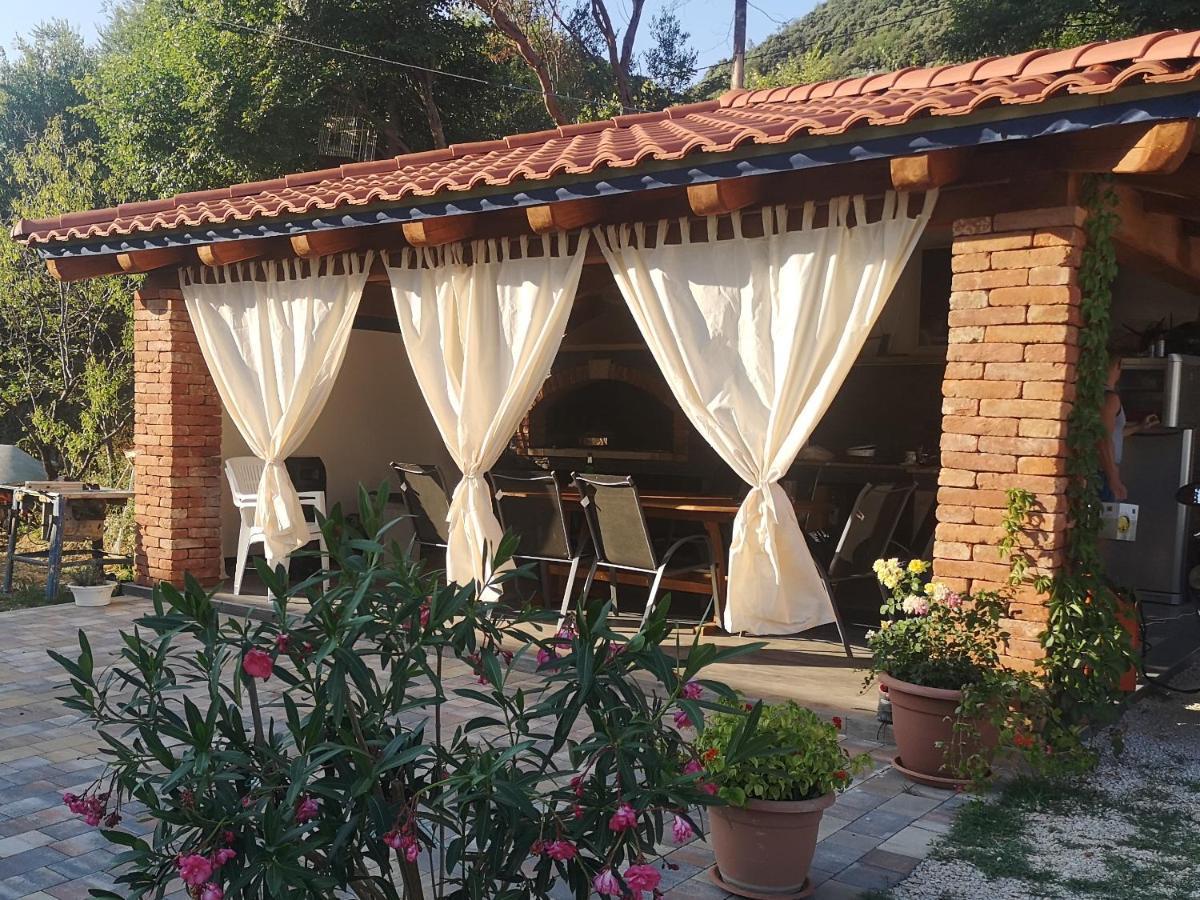 Apartmani Olivera 2 Supetarska Draga Ngoại thất bức ảnh