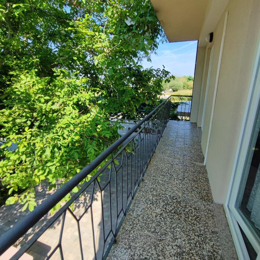 Apartmani Olivera 2 Supetarska Draga Ngoại thất bức ảnh